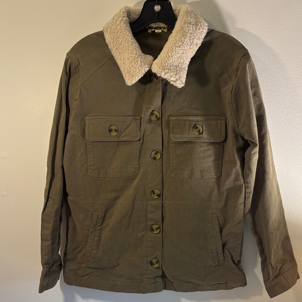 Women’s Kori America Olive jacket with Plush Collar sz Small